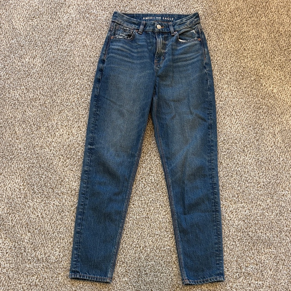 American Eagle Outfitters Curvy Mom High Rise Dark Blue Jeans